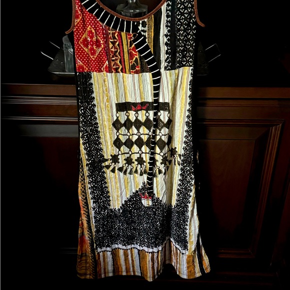 Save The Queen printed dress - Picture 3 of 5